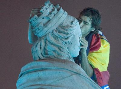 El madridismo celebr&oacute; su liga n&ordm; 31 en Cibeles...